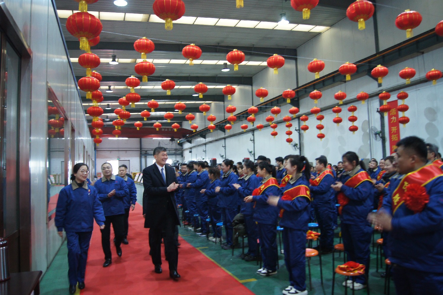 宗成偉參加魯機(jī)公司年度總結(jié)表彰大會(huì)